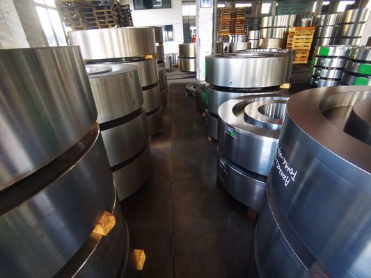 Độ bền kéo 650mpa Vòng thép rèn cung cấp độ bền và độ bền cao cho các bộ phận cơ khí hạng nặng